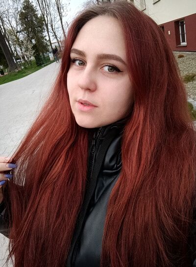  ,   Lina, 25 ,   ,   