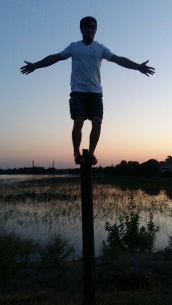  ,   RUSLAN, 32 ,   ,   , c 