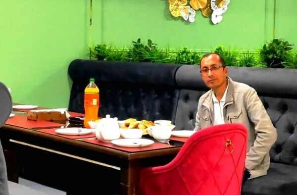  ,   Fazliddin, 43 ,   ,   