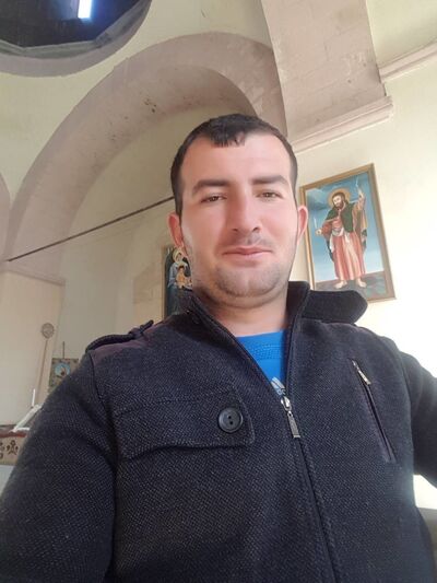  ,   Seryoja, 44 ,   ,   , c 