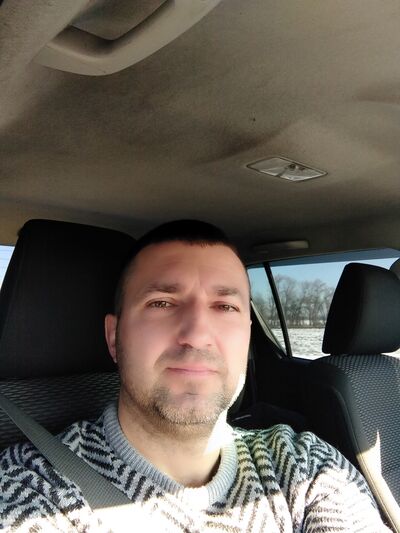  ,   Vitalij, 44 ,   ,   
