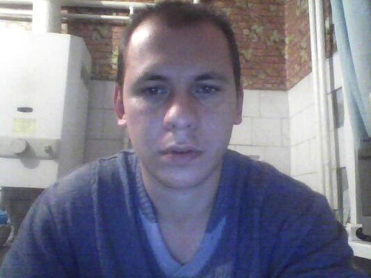  ,   Maxim, 42 ,   