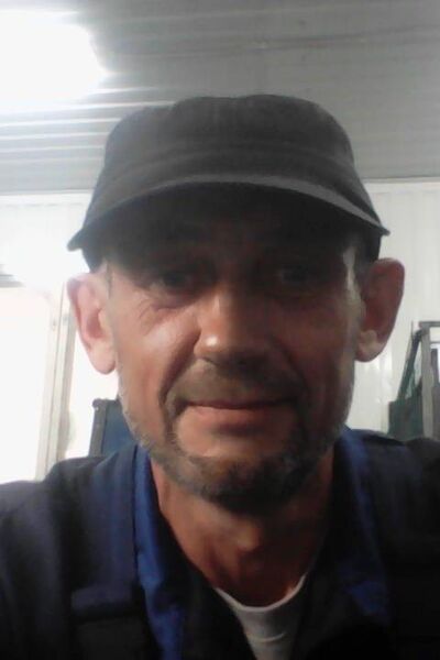  ,   Alecxs, 54 ,   