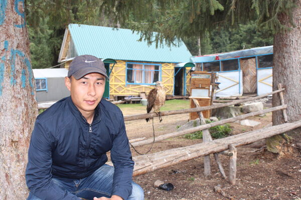  ,   BAKAY, 37 ,   