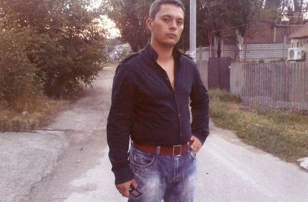  ,   Alex, 37 ,   ,   , c 
