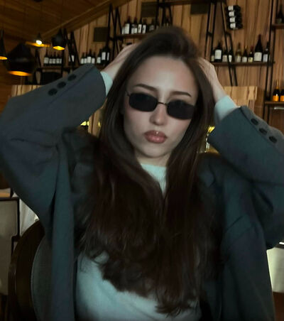  ,   Diana, 26 ,   ,   