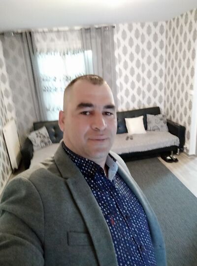  Torrevieja,   Dani, 40 ,   ,   , c 