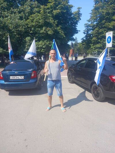   ,   Viktor, 48 ,   ,   