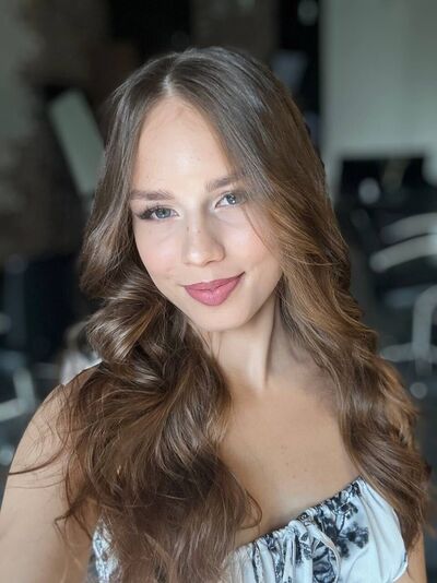  ,   Diana, 21 ,   ,   , c 