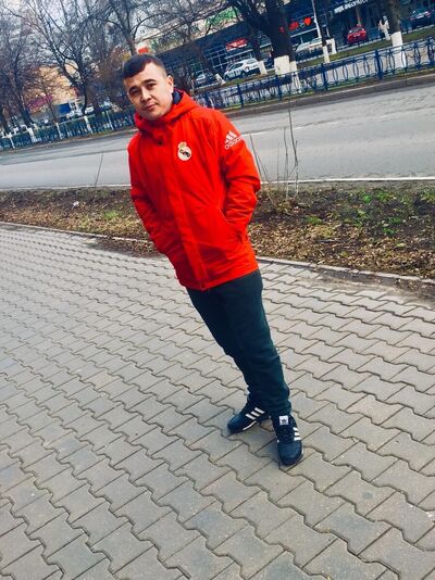 ,   Johongir, 32 ,   ,   , c 