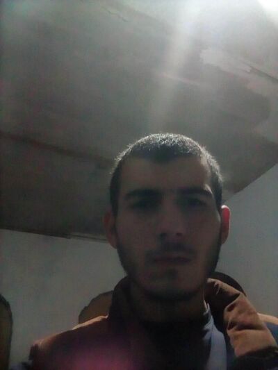  ,   Mehdi, 23 ,   