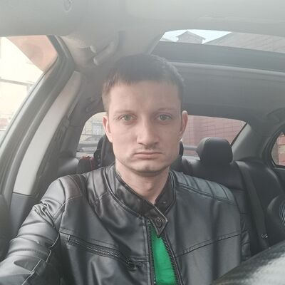  ,   Sergei, 32 ,   ,   