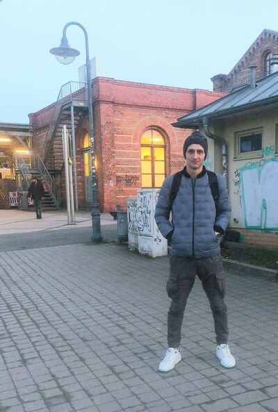  ,   Dimitrian, 26 ,   ,   , c , 