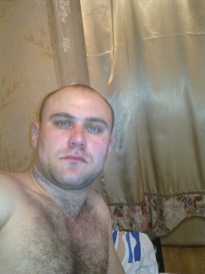  ,   Sasha, 40 ,   