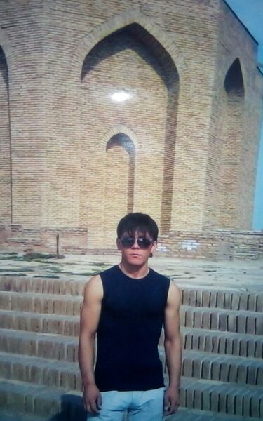  ,   Rusik, 34 ,   