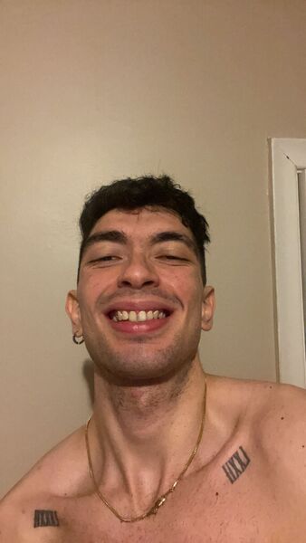  ,   Nico, 22 ,   ,   