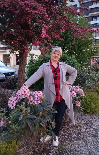  ,   Lana, 52 ,     , c , 