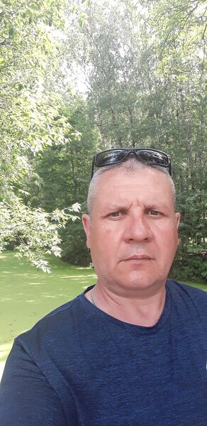  ,   Valeri, 52 ,   ,   , c 