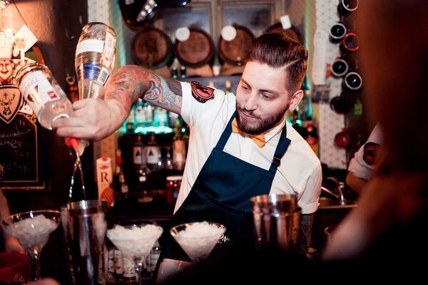  ,   Kirill, 33 ,   ,   , c , 