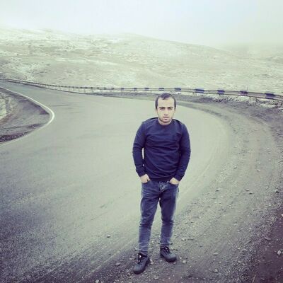  ,   Narek, 28 ,   ,   