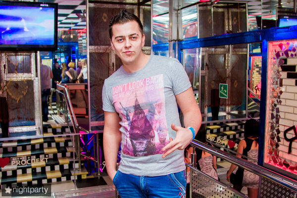  ,   Sandro, 34 ,   ,   , c , 