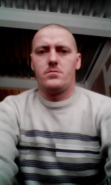  8817581  Tudos, 34 ,    