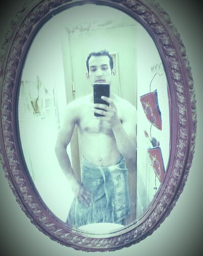 ,   Elbek, 26 ,   ,   , c , 