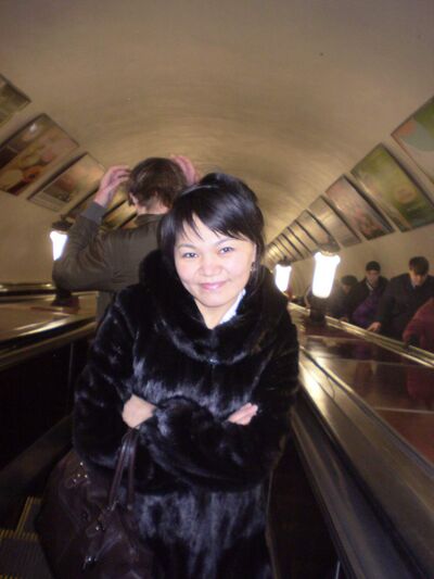  ,   Akylai, 43 ,   c 