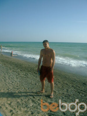  ,   Garri, 44 ,   