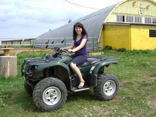  Miami Beach,   Elena, 48 ,   c 