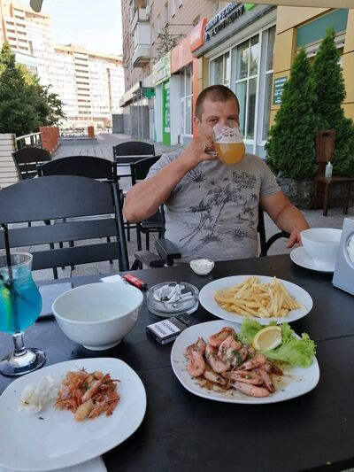  ,   Vova, 40 ,   
