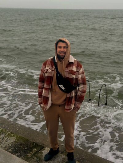  ,   Nikita, 32 ,   ,   