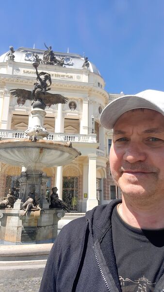  ,   Ruslan, 51 ,   ,   , c 