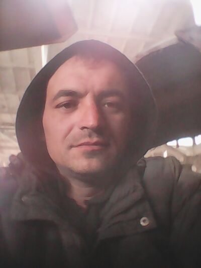  Targu Jiu,   , 40 ,   