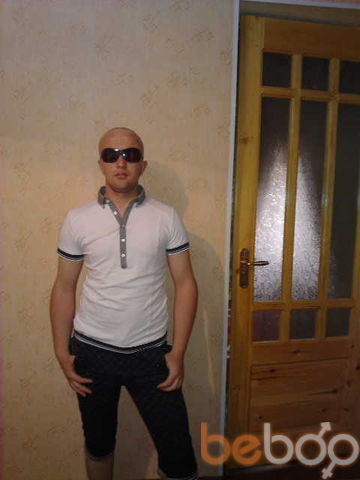 ,   Alex, 37 ,   