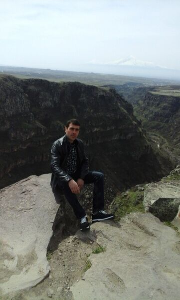  ,   Vardan, 46 ,   ,   , c 