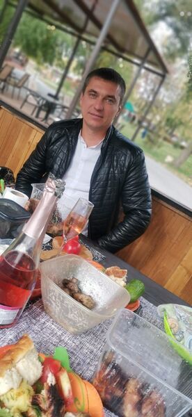  ,   Andrei, 40 ,   ,   , c 