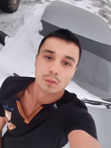  18619761  Islombek, 32 ,    