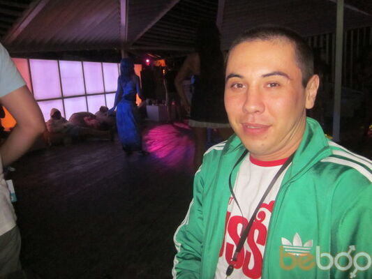  ,   Artur, 40 ,   
