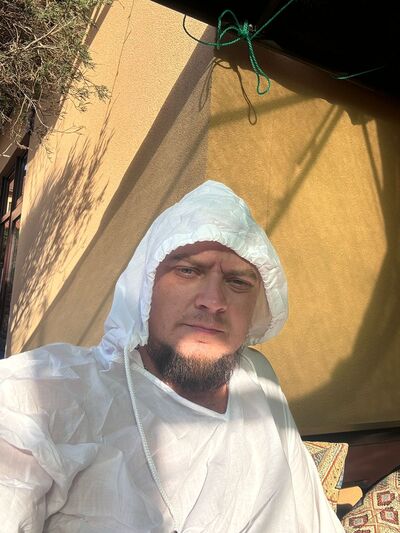  ,   Anton, 38 ,   ,   , c , 