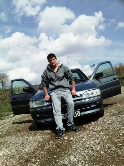  ,   Sergiu, 32 ,   ,   , c 