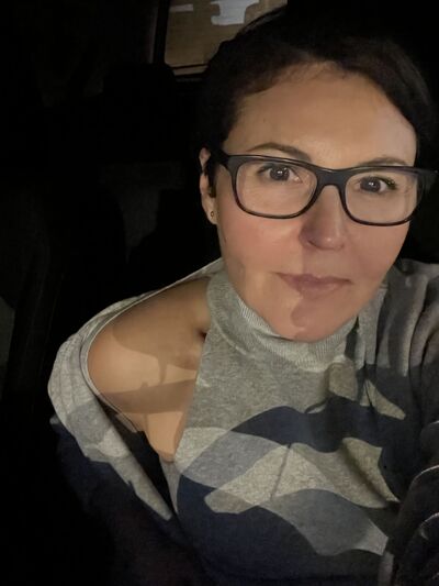 -,   Julia, 52 ,   ,   , c 
