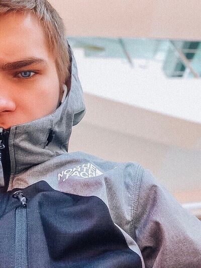  ,   Evgeniy, 25 ,   