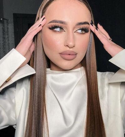  ,   Daria, 23 ,   ,   