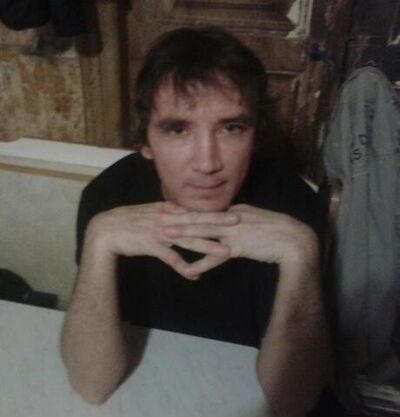  ,   Valentin, 44 ,     , c 