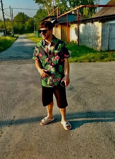  ,   Aleksandr, 23 ,   ,   , c , 