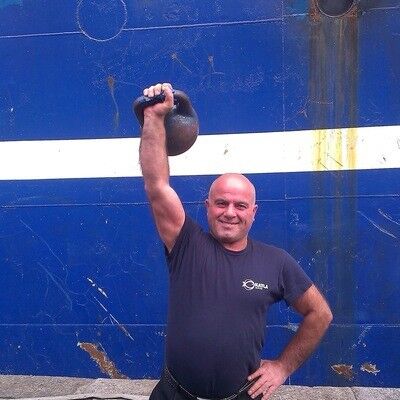  ,   Sheykh, 56 ,  
