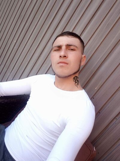  ,   Mihai, 29 ,   ,   , c , 