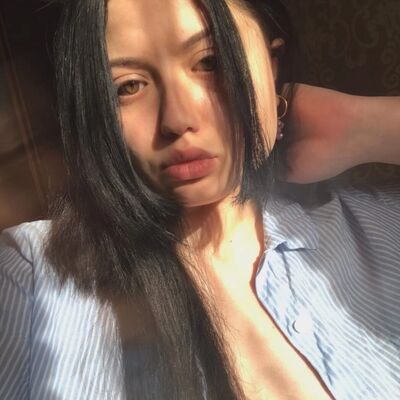  ,   Valeria, 22 ,   ,   