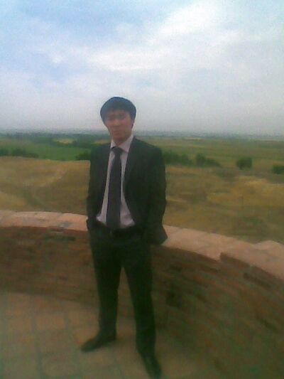  ,   Artur, 37 ,   ,   , c 